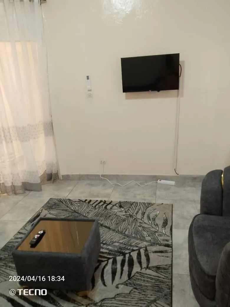 Appartement Entier F3 Climatise Agreable, Spacieux Et Confortable A Gadaye Dakar 0*,