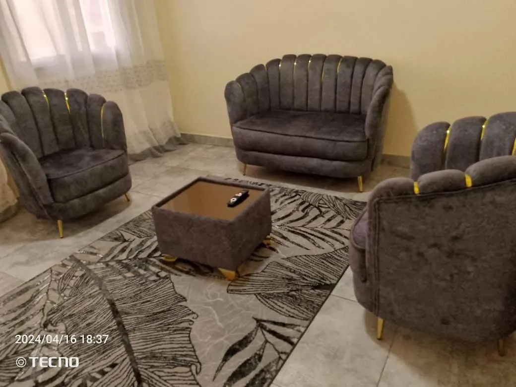 Apartment Appartement Entier F3 Climatise Agreable, Spacieux Et Confortable A Gadaye Dakar