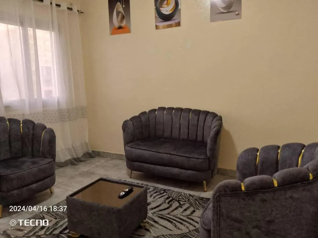 Appartement Entier F3 Climatise Agreable, Spacieux Et Confortable A Gadaye Dakar